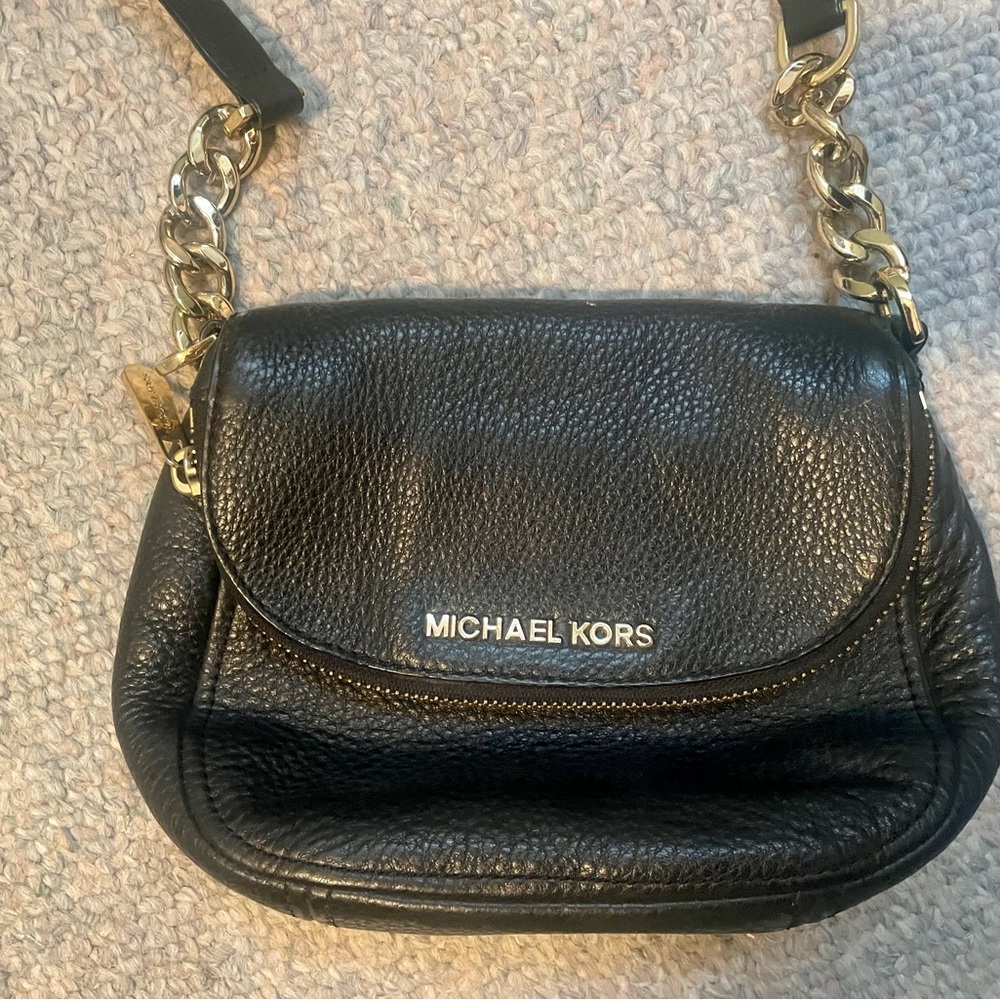 Micheal Kors Cross Body Purse